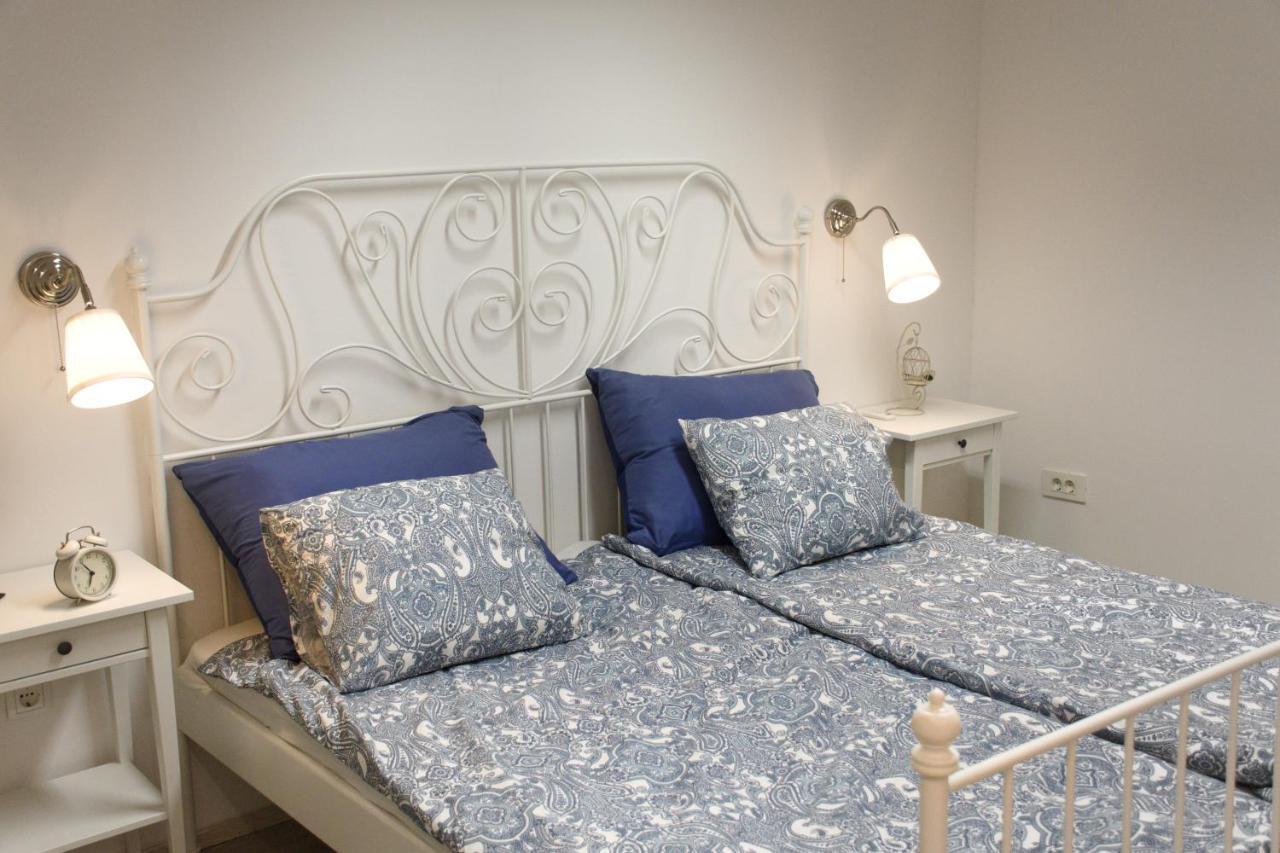 Apartment Anna: Airport Transfer & EV-Friendly Extended Stay Velika Gorica Exterior photo